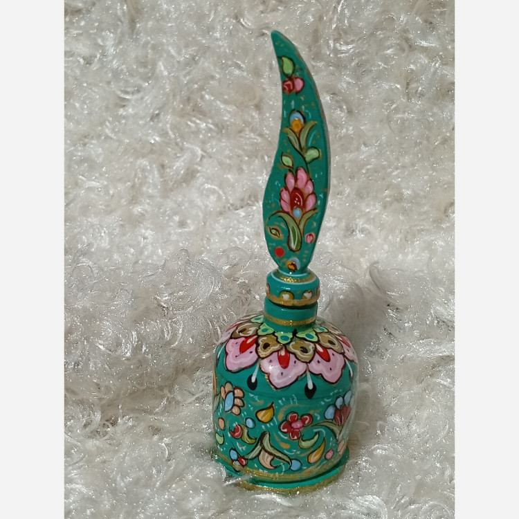 سرمه دان استخوان شتر با نقاشی گل و بوته . الوان .